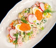 Оливье с докторской колбасой