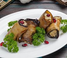 Жареные баклажаны с орехами
