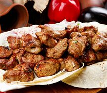 Шашлык из cвинoй шейки
