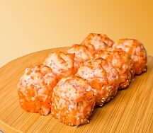 Запеченный ролл с лососем и кальмаром