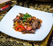 Острая говядина, с овощами