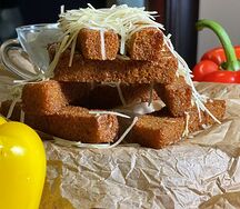 Гренки с сыром пармезаном