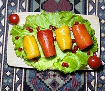 Болгарский перец с орехами