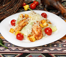 Салат Цезарь с курицей
