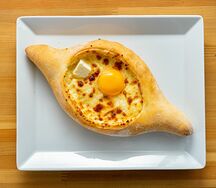 Хачапури по-аджарски