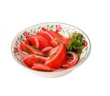 Салат из помидоров с красным луком и зеленью