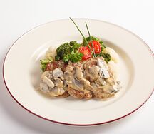 Медальоны из свинины