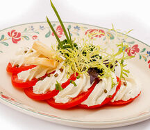 Помидоры с ароматным сыром