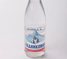 Ледниковая вода с газом