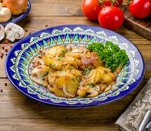 Жареный картофель с грибами