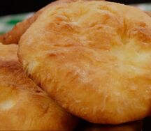Беляш жареный с мясом