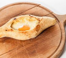 Хачапури по-аджарски
