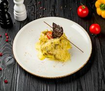 Куриное филе с грибами в сливочном соусе