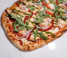Пицца Курица с песто