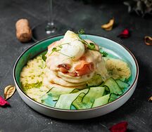 Панкейки с сёмгой