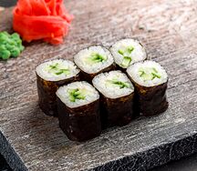 Маки-ролл с огурцом