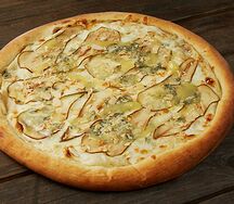 Пицца с грушей и горгонзолой 32 см