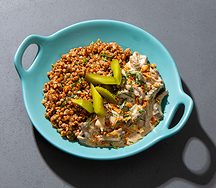 Бефстроганов с вешенками, трюфельным соусом и гречкой