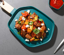 Томленая баранина с овощами гриль и брынзой