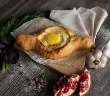 Хачапури по-аджарски