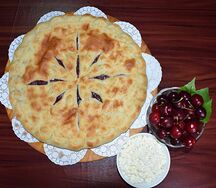 Осетинский пирог с вишней и творогом