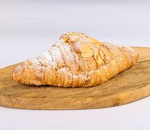 Миндальный круассан