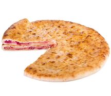 Пирог с яблоком и вишней