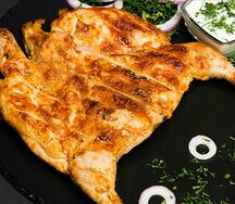 Цыпленок корнишон на углях