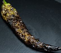 Перец острый на углях