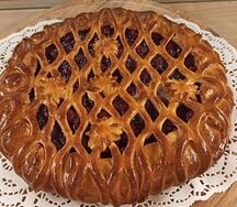 Пирог с клубникой