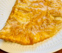 Чебурек с сыром и зеленью