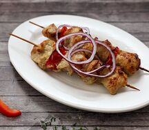 Шашлык из курицы на шпажке