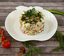 Оливье с ветчиной