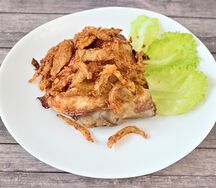 Куриные окорочка с луком фри