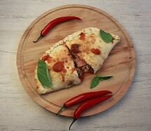 Кальцоне Ветчина и Грибы