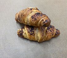 Круассан с шоколадом