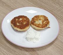Сырники с изюмом 2 шт