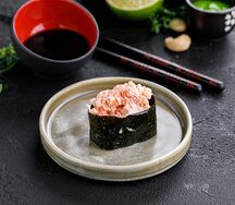 Гункан с креветкой