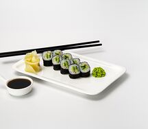 Мини-ролл с огурцом