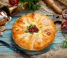 Хачапури кубдари с рубленой телятиной