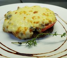 Мясо по-французски