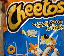 Cheetos Сметана и Лук