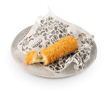 Корн-дог с сыром моцарелла