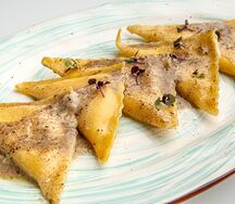 Равиоли с сыром буррато