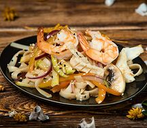 Удон с морепродуктами