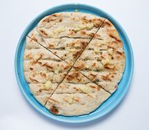 Пита с чесноком