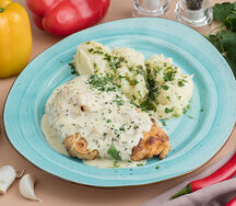 Куриная грудка по-критски с зимним соусом