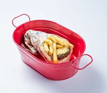 Традиционные греческие бифтеки в пите