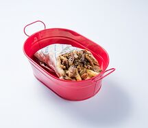 Традиционный греческий гирос со свининой