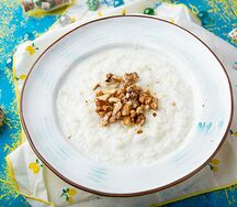 Каша рисовая с грецкими орехами и медом